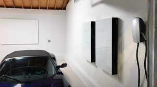 Tesla Powerwall 2 — 13.5 kWh Home Battery Storage