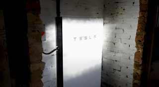 Tesla Powerwall 2 — 13.5 kWh Home Battery Storage